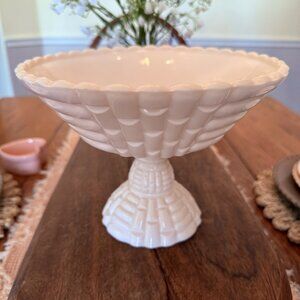 Vintage Jeanette Shell Pink Milk Glass Pedestal Fruit Bowl